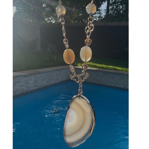 Artisan Hammered Lotus Flower Necklace W/ Agate Pendant Labradorite & Chalcedony - Picture 9 of 17